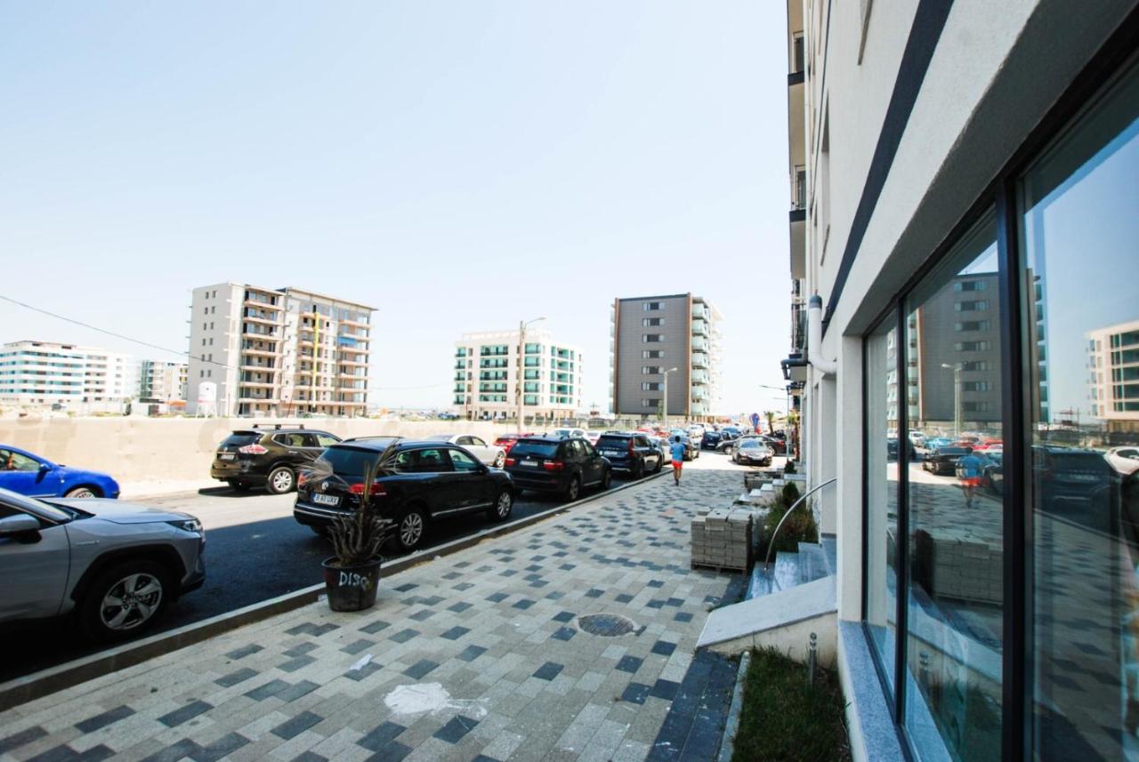 Ambra Apartment Mamaia-Nord นาโวดาริ ภายนอก รูปภาพ