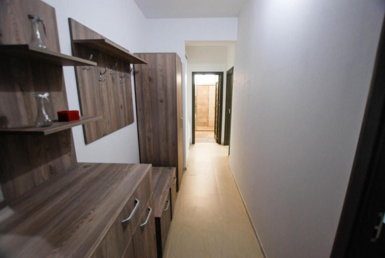 Ambra Apartment Mamaia-Nord นาโวดาริ ภายนอก รูปภาพ